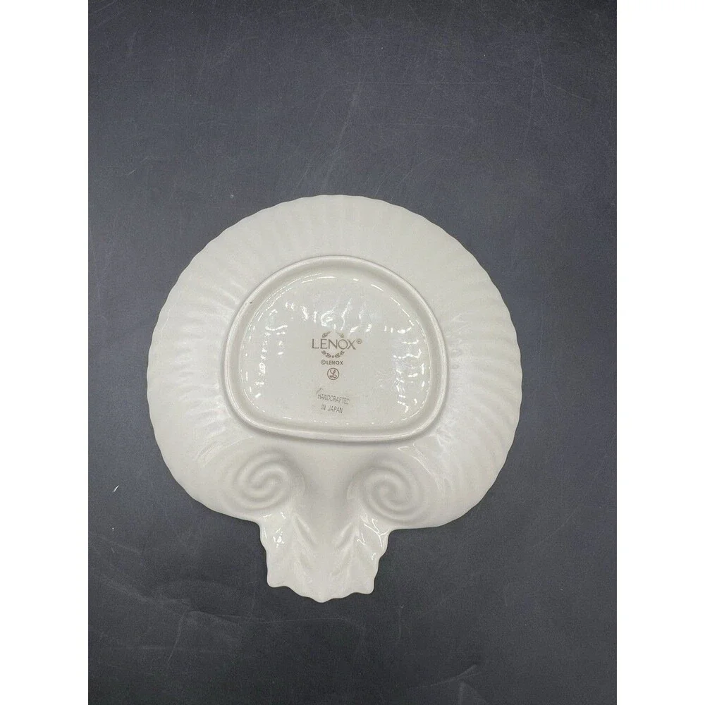 Lenox Aegean Shell Dish Ivory Porcelain Gold Trim Candy Ring Catchall Japan